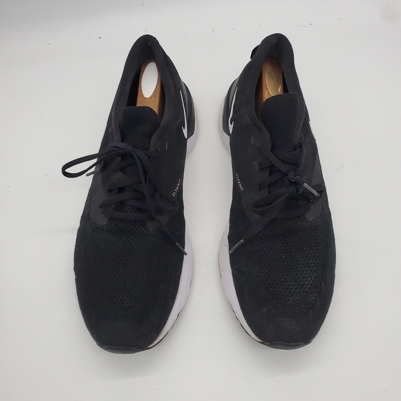 Nike Shoe Men’s 13 Odyssey React Flyknit 2 Running Sneakers ATH1015-010 - Picture 6 of 7